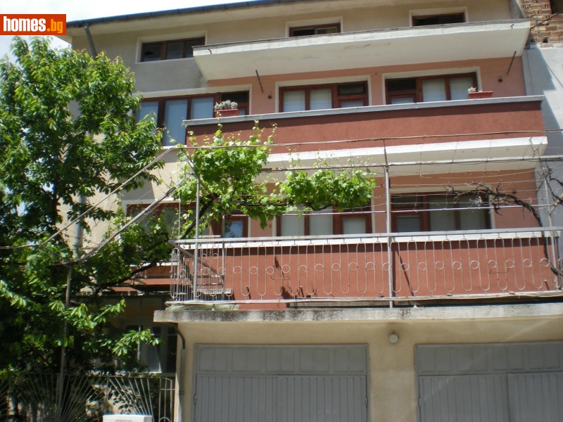 Двустаен, 70m²