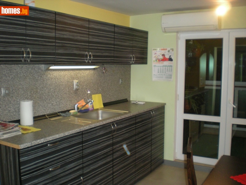 Едностаен, 60m²