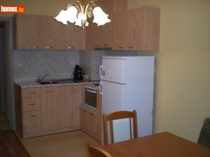 Двустаен, 60m²