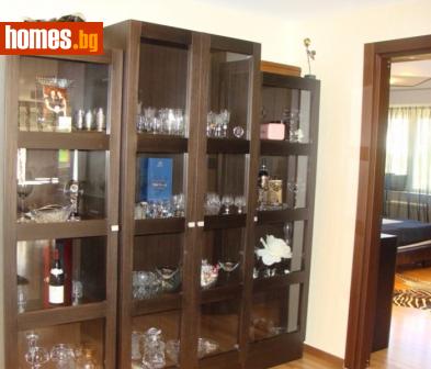 Четиристаен, 250m² - Апартамент за продажба - 9654369