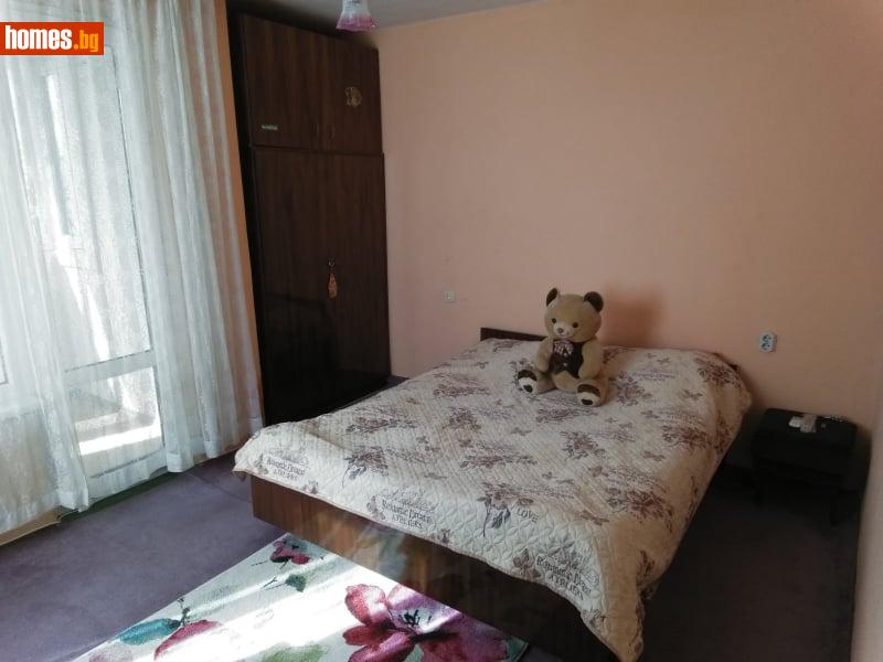 Двустаен, 65m²