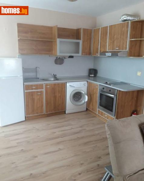 Двустаен, 90m²