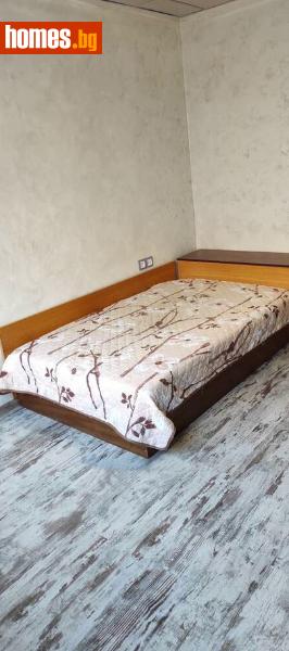 Тристаен, 88m²