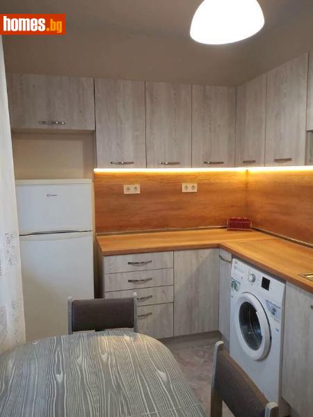 Двустаен, 68m²