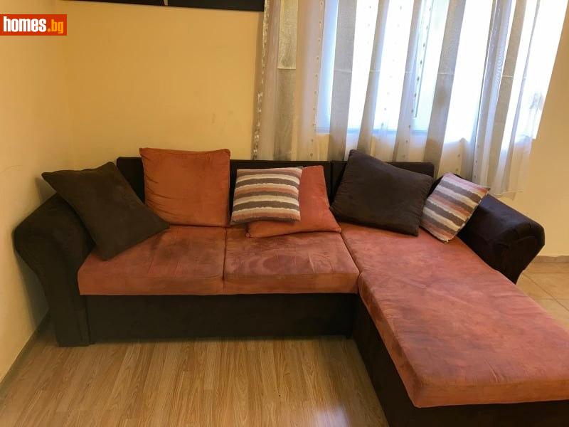 Тристаен, 80m²