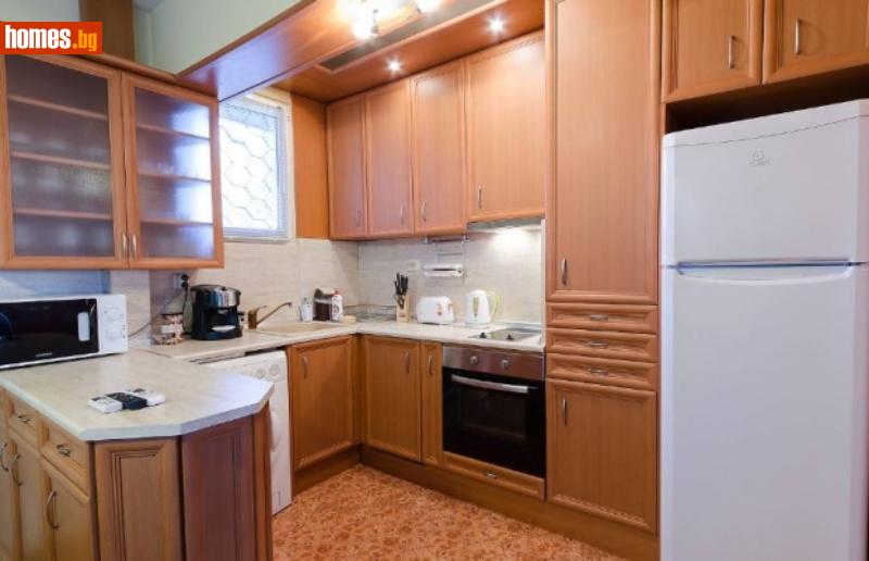 Двустаен, 70m²