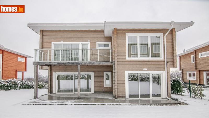 Къща, 452m²