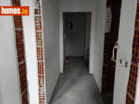 Тристаен, 69m² - Апартамент за продажба - 95574909
