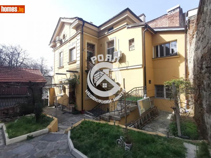 Тристаен, 124m² -  Център, Пловдив - Апартамент за продажба - Роял Недвижими Имоти - 97037494