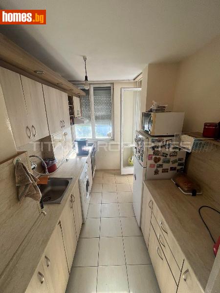 Тристаен, 95m² - Жк. Лазур, Бургас - Апартамент под наем - ТИТАН ПРОПЪРТИС - гр.Бургас - 102406137