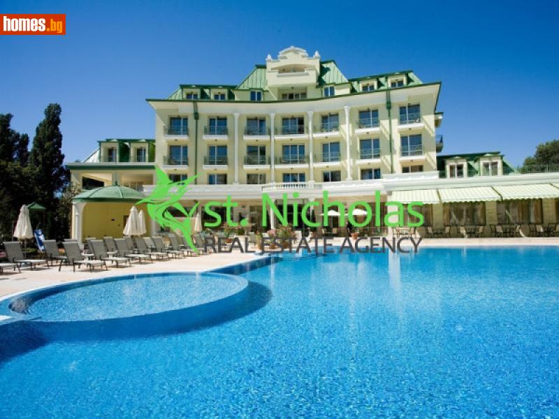 Тристаен, 119m² - К.к.Св.Константин и Елена, Варна - Апартамент за продажба - Stnicholas - 105528159