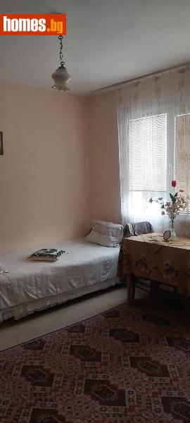 Тристаен, 65m² - Гр.Стражица, Стражица - Апартамент за продажба - Имоти Консулт - 107701310