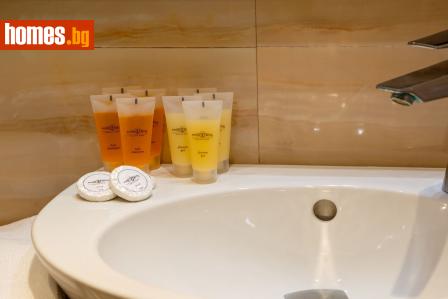 Тристаен, 99m² - Апартамент за продажба - 107903230