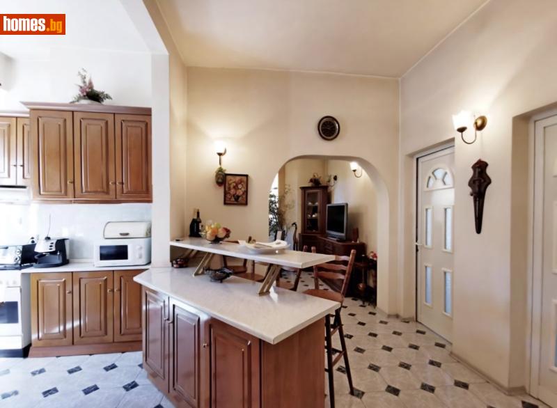 Тристаен, 117m² -  Център, София - Апартамент за продажба - К - КОНСУЛТ  - 112060991