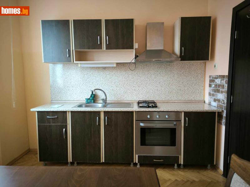 Двустаен, 70m²