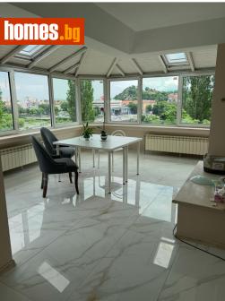 Тристаен, 220m² - Апартамент за продажба - 113028098