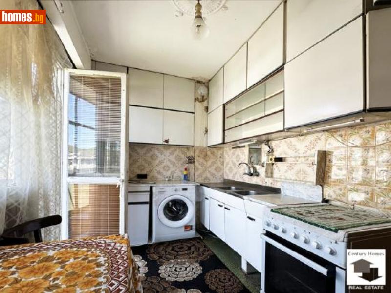 Тристаен, 78m² - Жк. Чолаковци, Велико Търново - Апартамент за продажба - Сенчъри Хоумс ООД - 114280535