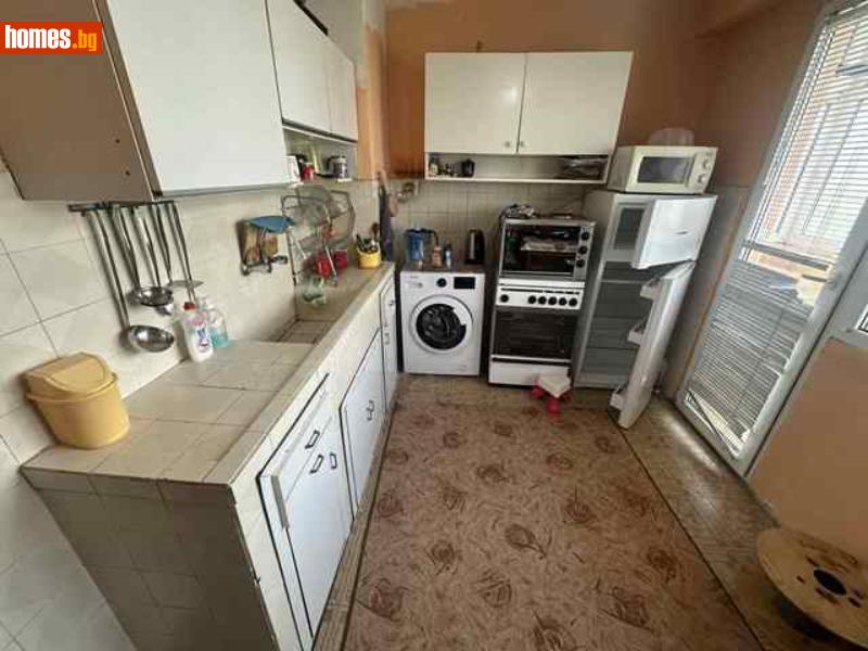 Тристаен, 78m² - Жк. Запад, Търговище - Апартамент за продажба - КСЕН - 114975277