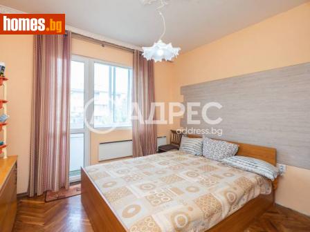 Тристаен, 67m² - Апартамент за продажба - 115226051