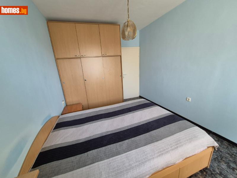 Тристаен, 89m² - снимка 2