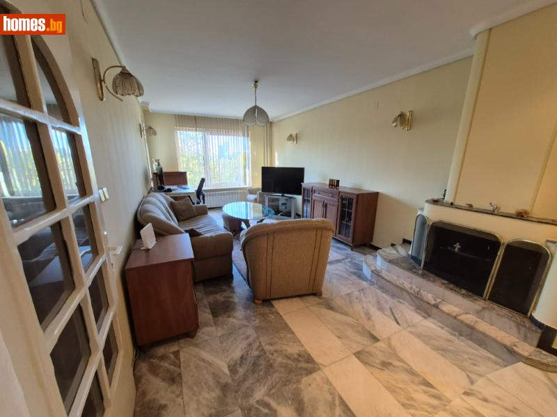 Тристаен, 89m² - снимка 8