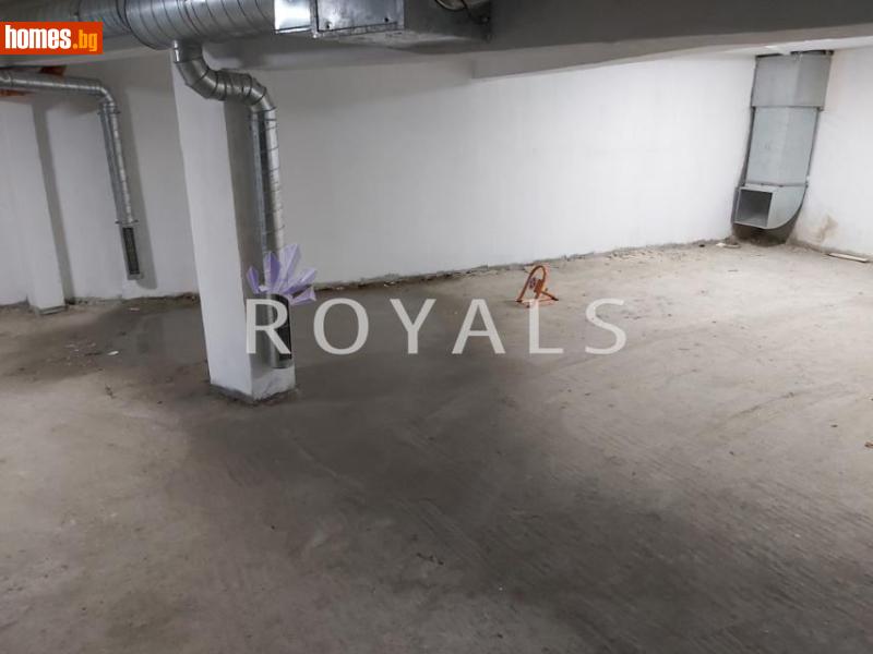 Гараж, 22m² -  Идеален Център, Варна - Апартамент за продажба - РОЯЛС - 116603853