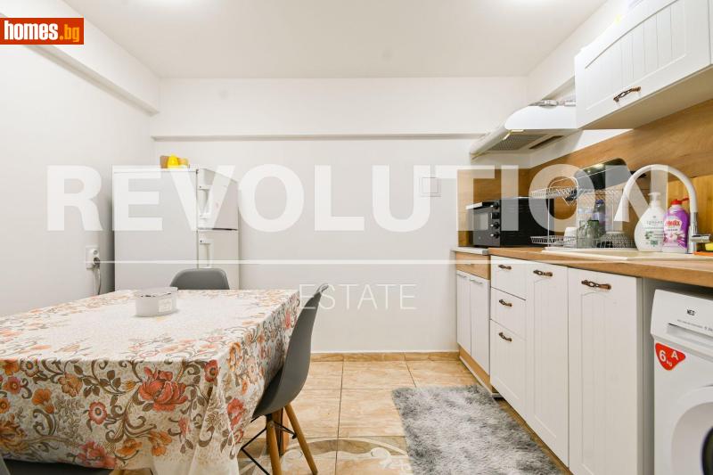 Тристаен, 68m² -  Център, София - Апартамент за продажба - Революшън Естейт - 116937340