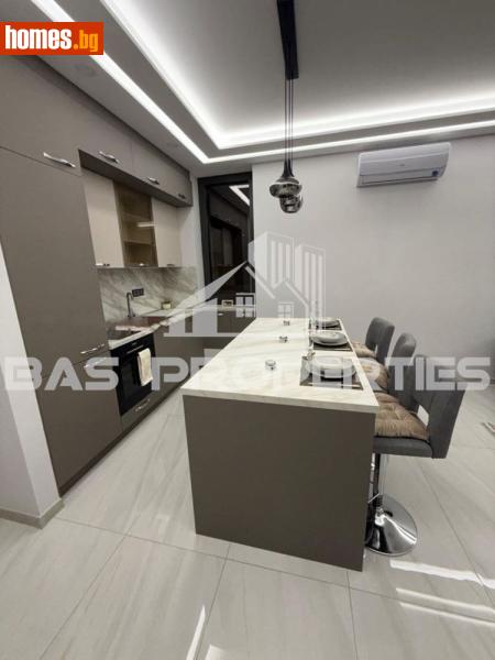 Тристаен, 111m² - снимка 3