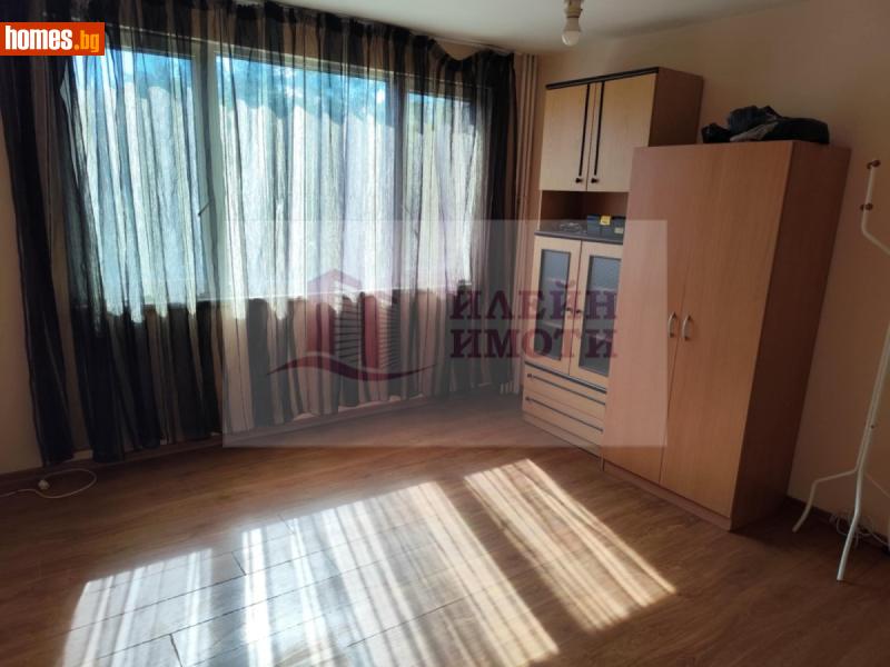 Едностаен, 50m²