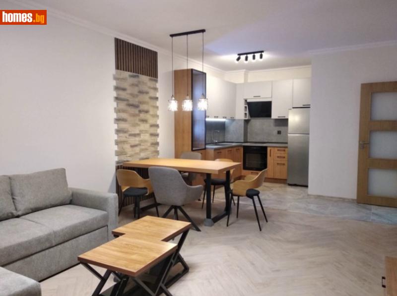 Двустаен, 70m²