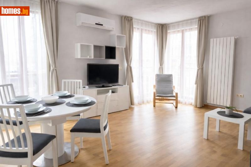 Тристаен, 109m²