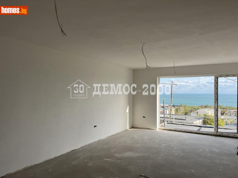 Тристаен, 120m² - Кв. Бриз, Варна - Апартамент за продажба - Демос 2000 ООД - 117709975