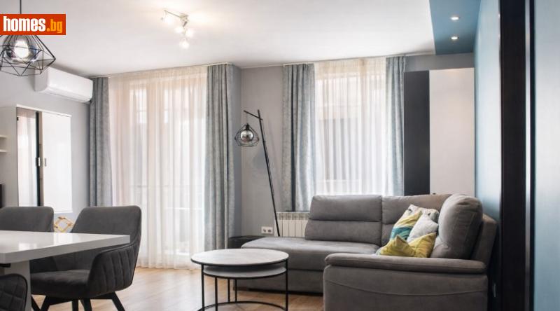 Тристаен, 85m²