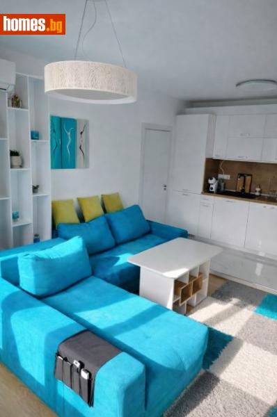 Тристаен, 85m²