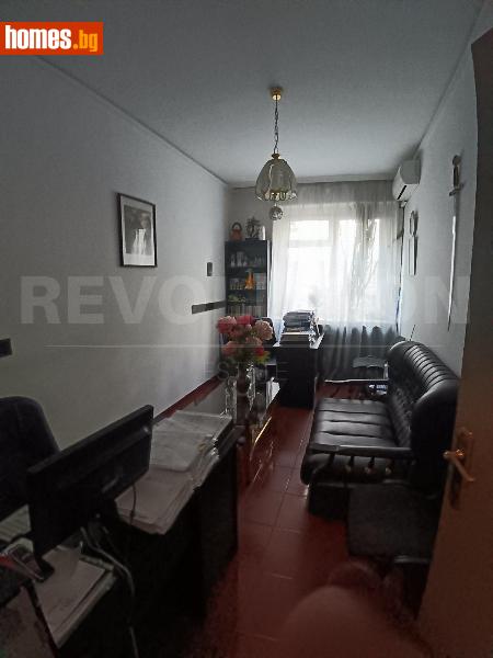 Тристаен, 71m² -  Център, София - Апартамент за продажба - Революшън Естейт - 117862696