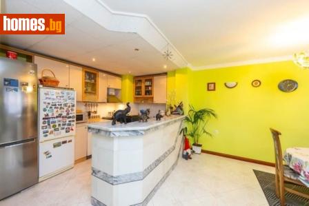 Тристаен, 111m² - Апартамент за продажба - 117902316