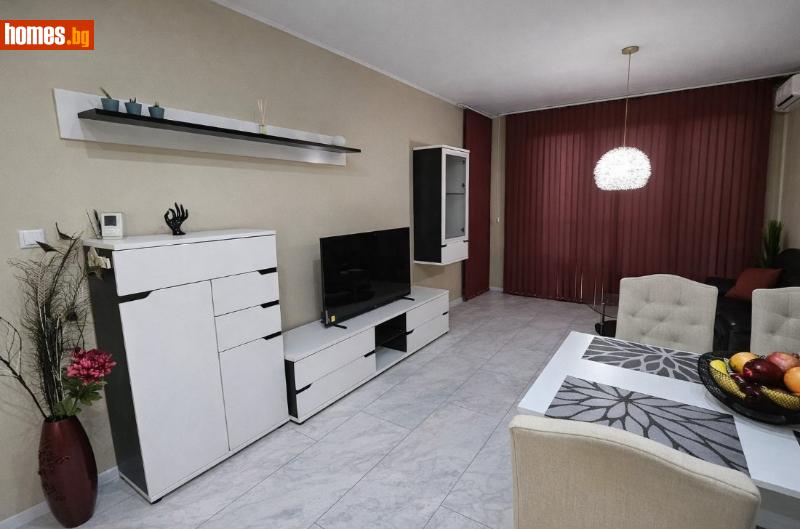 Двустаен, 68m²