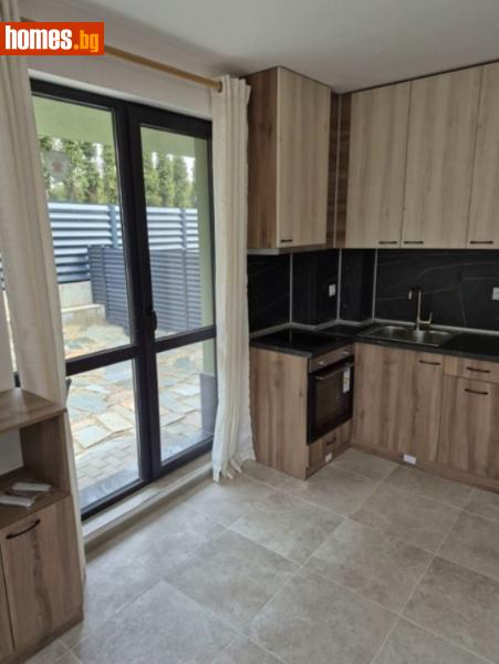 Двустаен, 126m²