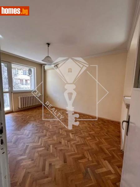 Тристаен, 113m² - Кв. Кършияка, Пловдив - Апартамент за продажба - 33 Realty - 118005921