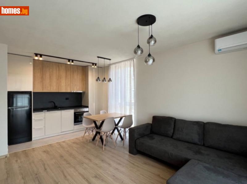 Двустаен, 70m²