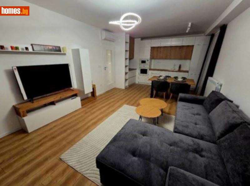 Тристаен, 115m²