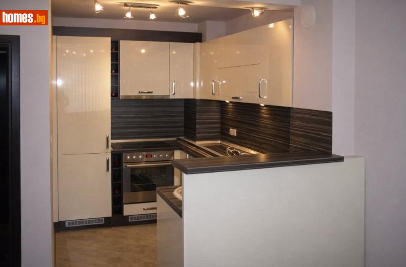 Двустаен, 70m²
