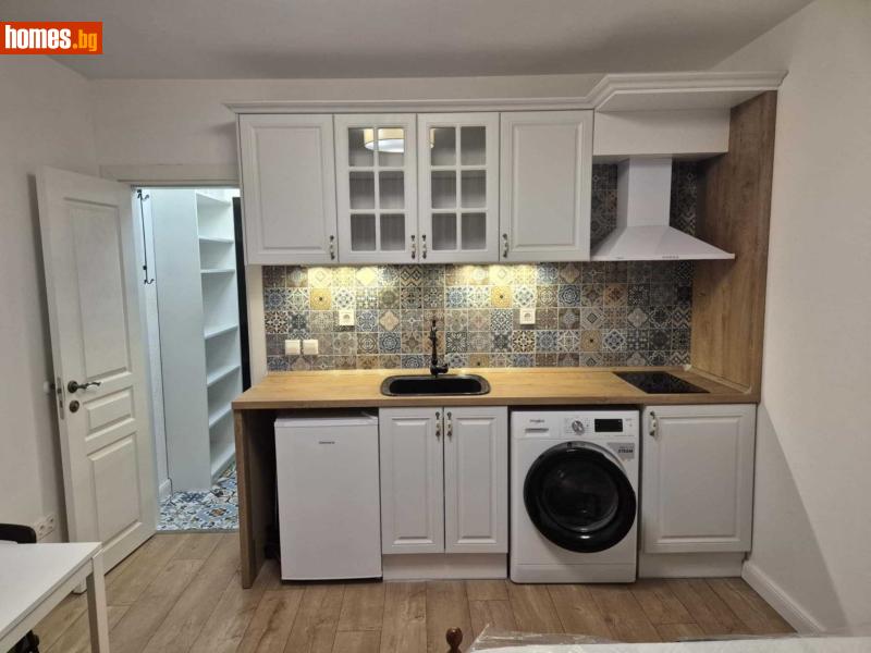Едностаен, 42m²