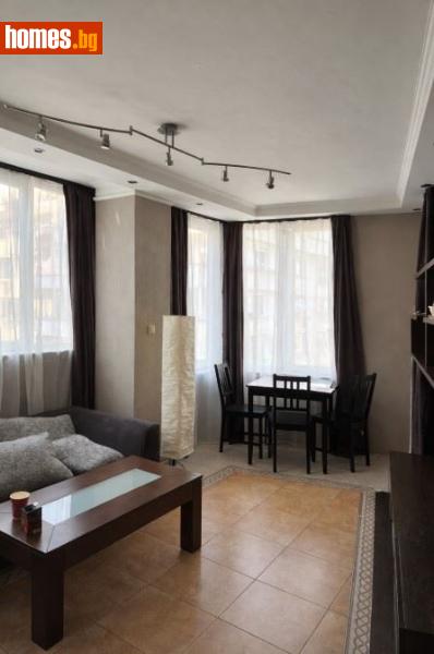 Двустаен, 85m²