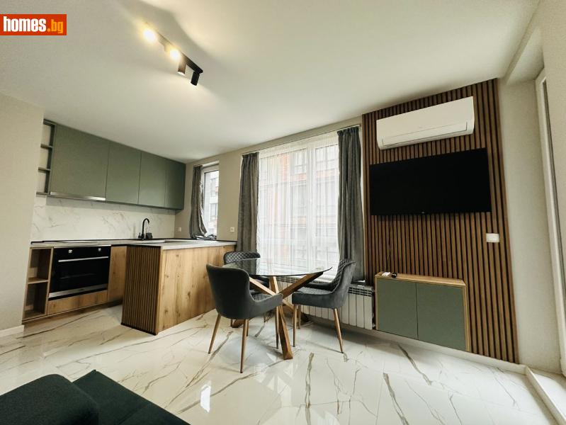 Двустаен, 65m²