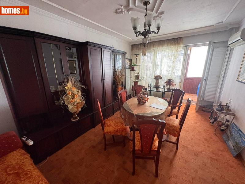 Двустаен, 65m² - Жк. Добруджански, Шумен - Апартамент за продажба - Адрес недвижими имоти - кантора Шумен - 118209830