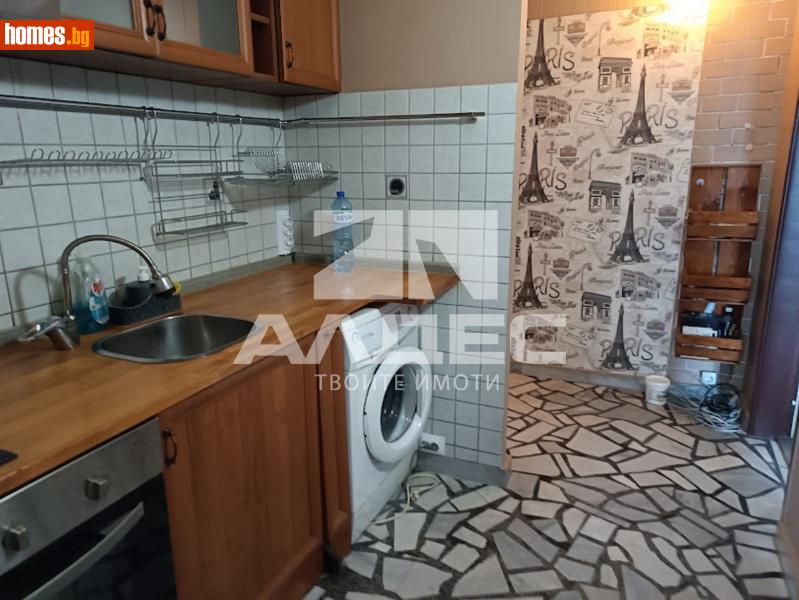 Двустаен, 49m² - снимка 8