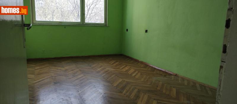 Тристаен, 93m² -  Център, Добрич - Апартамент за продажба - Папалел - 118272312