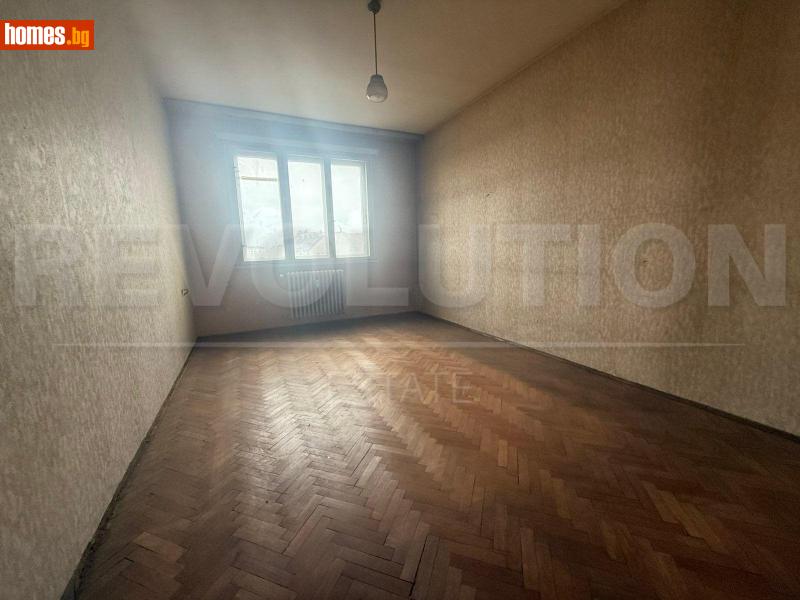 Тристаен, 85m² -  Център, София - Апартамент за продажба - Революшън Естейт - 118312425