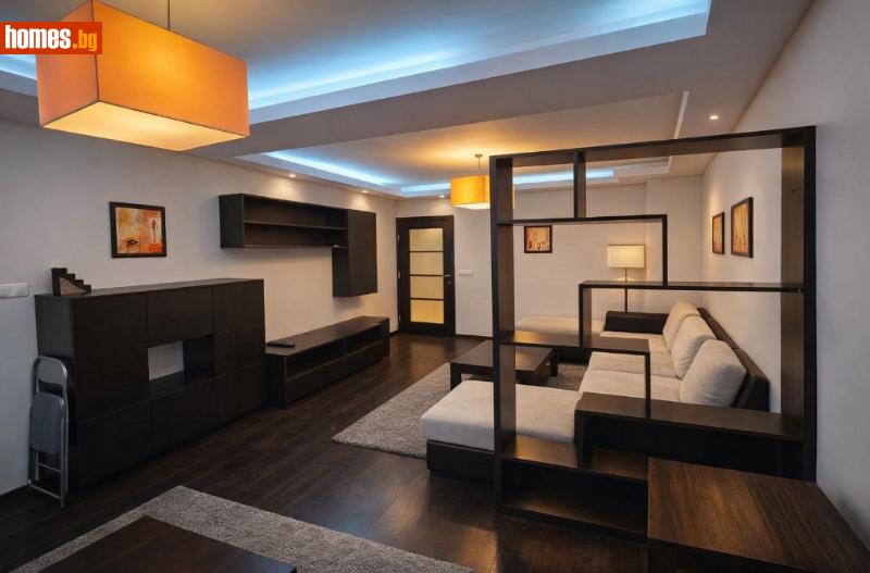 Тристаен, 97m²